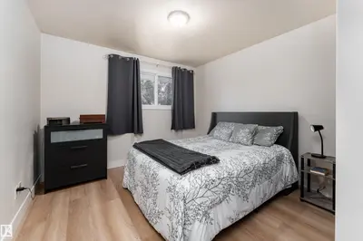 Interior photo 2 of 15241 85 AV NW