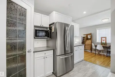 Interior photo 4 of 10663 59 ST NW