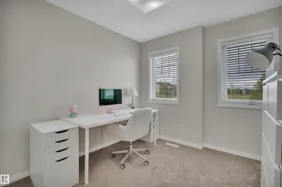 Interior photo 3 of 36 SPRUCE BV