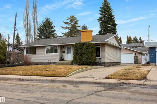 12219 42A AV NW, Edmonton - $749,800