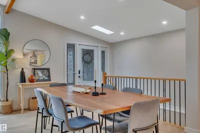 Interior photo 4 of 3419 84 ST NW