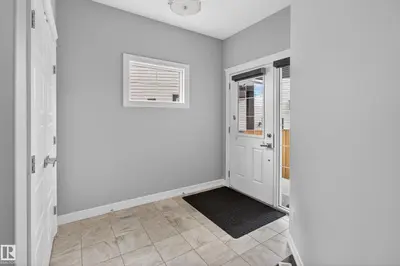 Interior photo 4 of 14239 138 ST NW