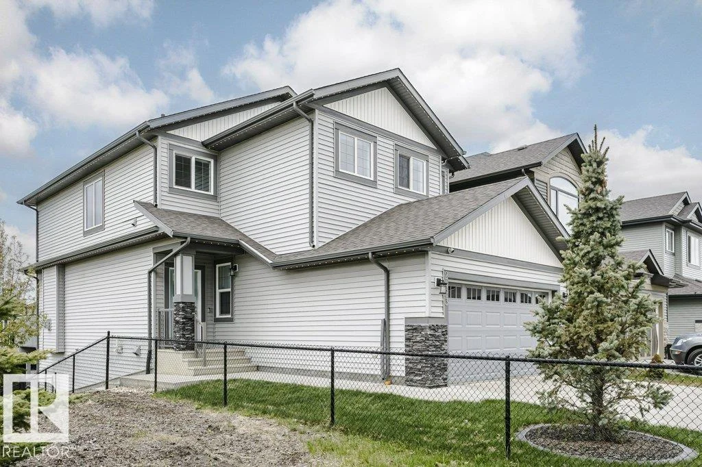 2423 16 AV NW, Edmonton - 4 bedroom Detached Single Family for sale
