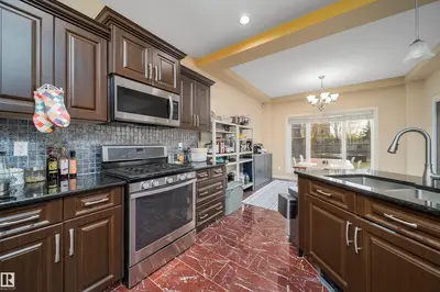 Interior photo 2 of 1508 CUNNINGHAM CAPE CA SW