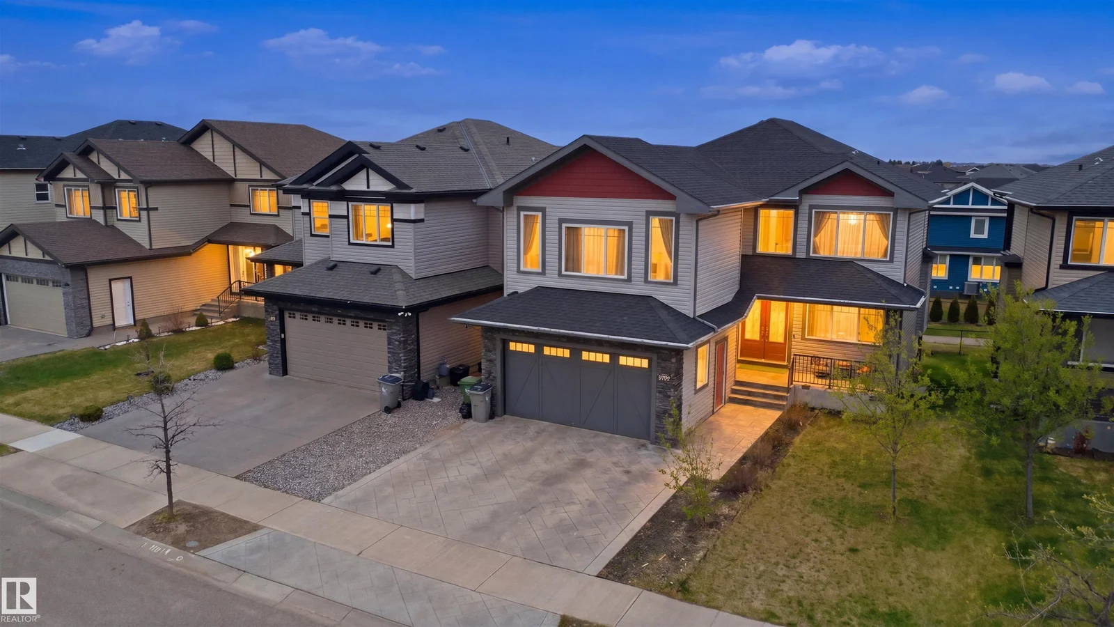 3909 49 Ave, Beaumont - 6 bedroom Detached Single Family for sale