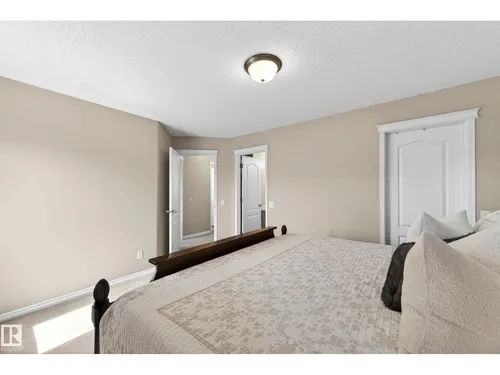 7723 7A AV SW, Edmonton - $524,900