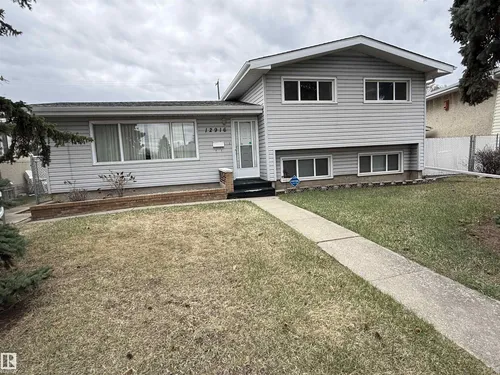 12916 95A ST NW, Edmonton - $375,000
