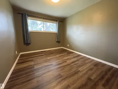 Interior photo 4 of 13023 90 ST NW