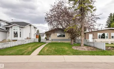 Interior photo 1 of 9025 152 ST NW