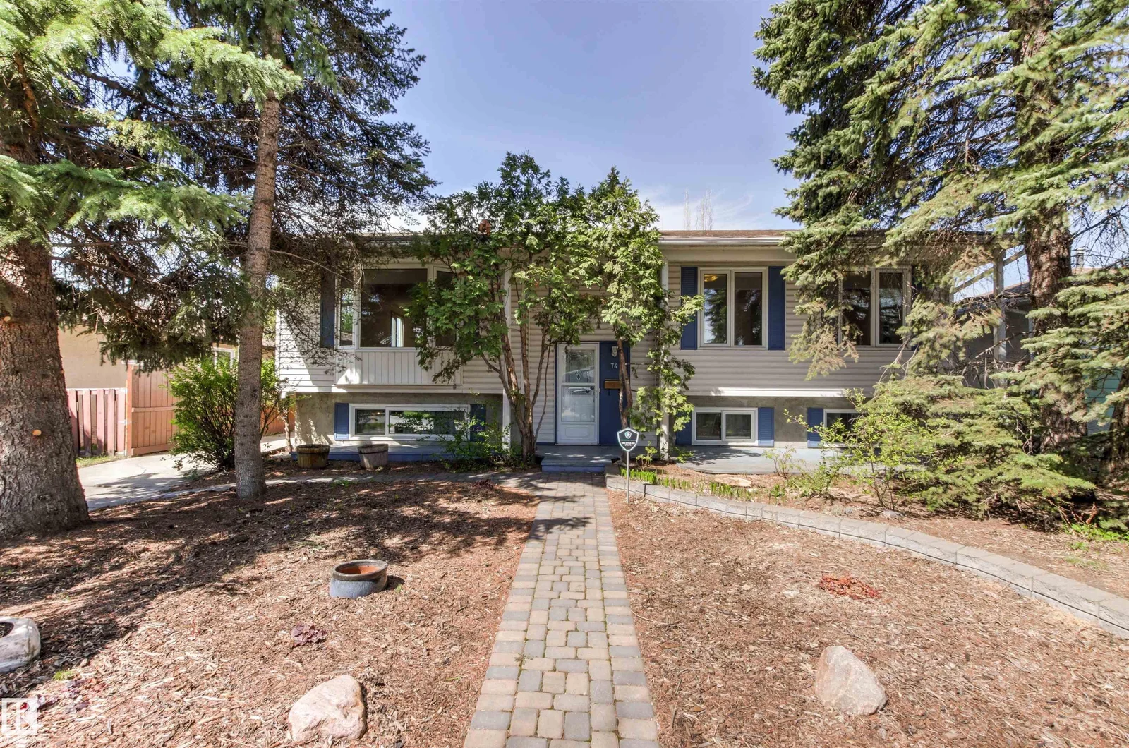 74 ANDREW CR, St. Albert - 2 bedroom Detached Single Family for sale