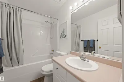 Interior photo 4 of 611 BECK CL SW