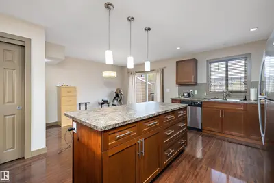 Interior photo 2 of #403 401 PALISADES WY