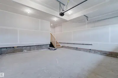 Interior photo 3 of 224 EDGEMONT GR NW