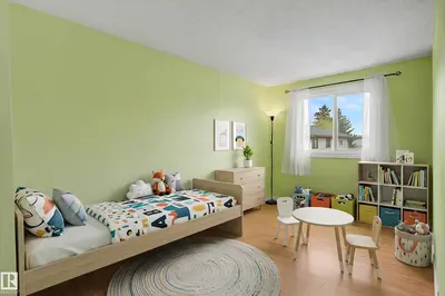 Interior photo 1 of 