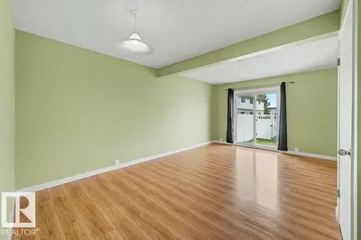 Interior photo 3 of 