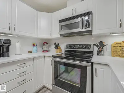 Interior photo 4 of #208 16035 132 ST NW