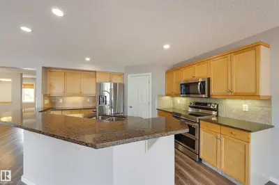 Interior photo 4 of 3005 SPENCE WD SW