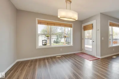 Interior photo 2 of 3005 SPENCE WD SW