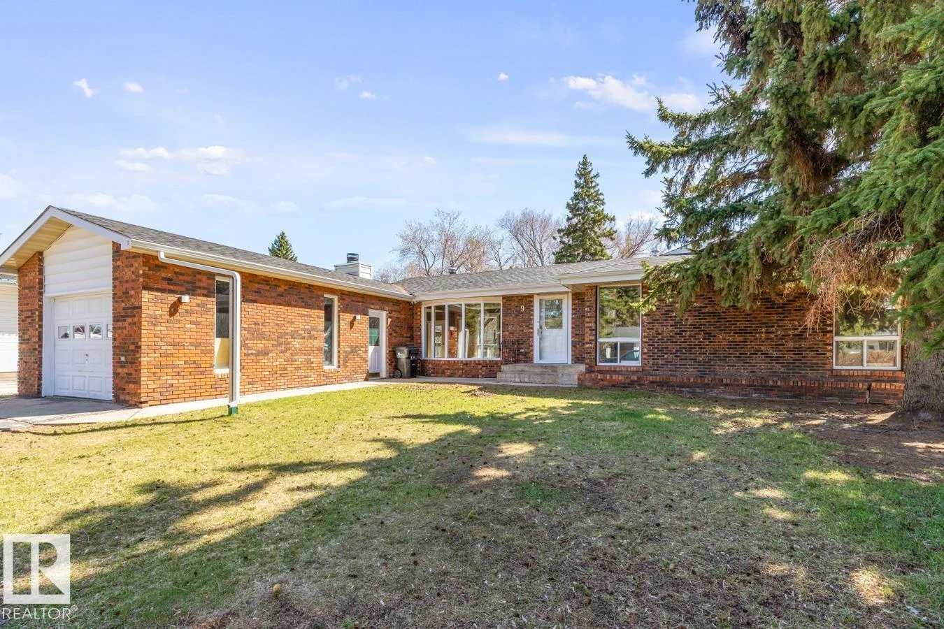 9 YEW CO, Sherwood Park - 3 bedroom Detached Single Family for sale