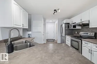 Interior photo 4 of 3570 MCLEAN CR SW