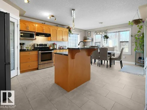1476 MCMILLIAN WY SW, Edmonton - $598,000