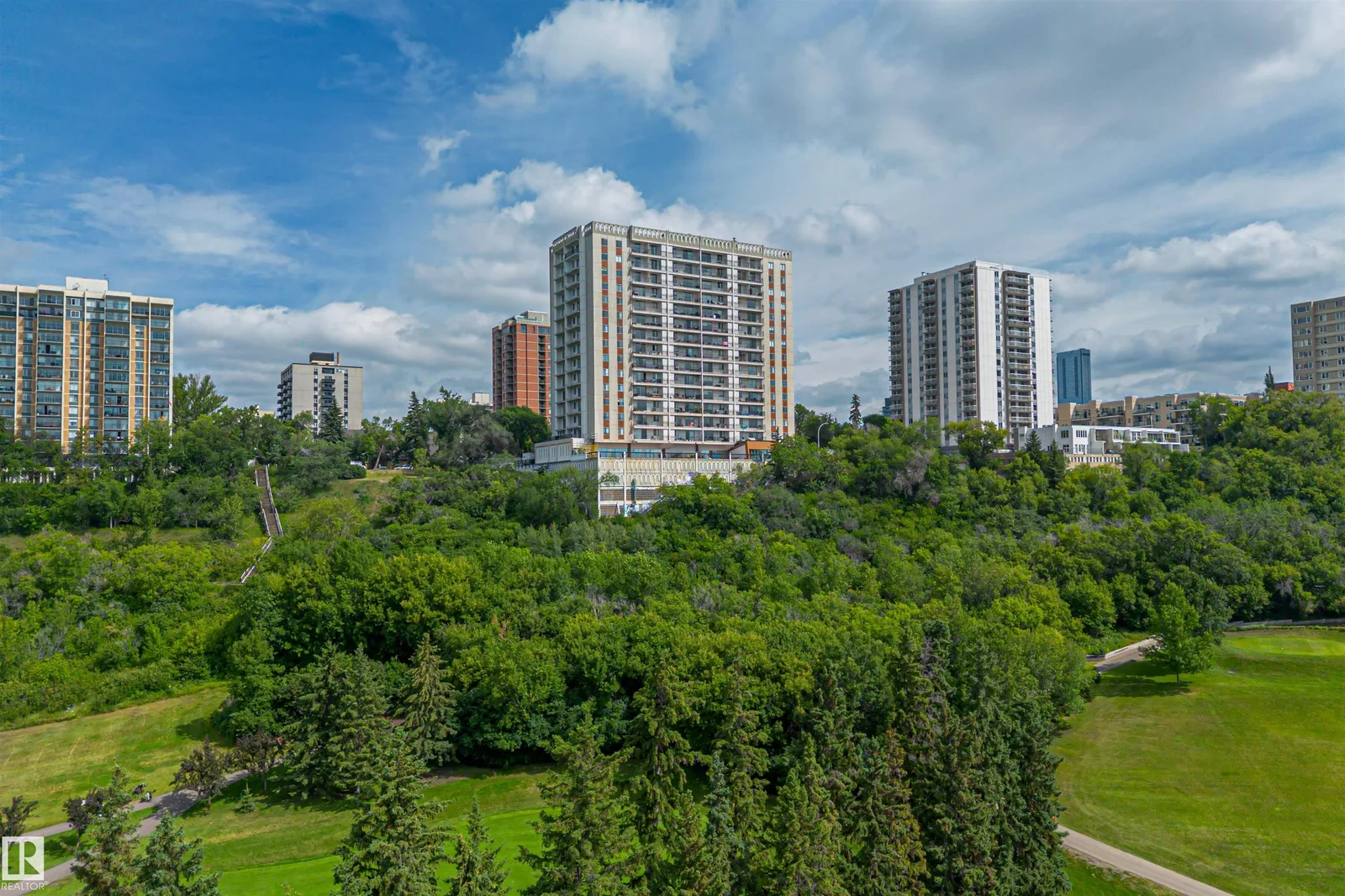 #1605 11307 99 AV NW, Edmonton - 2 bedroom Apartment for sale