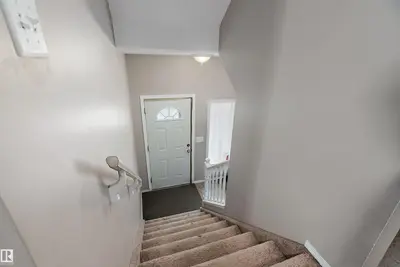 Interior photo 4 of #120 4415 SOUTH PARK DR