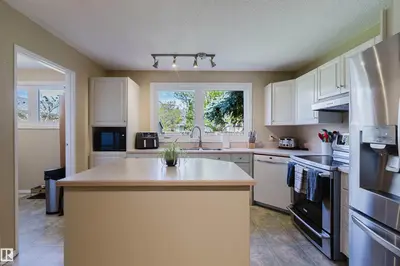 Interior photo 2 of 24 BRAESIDE CR