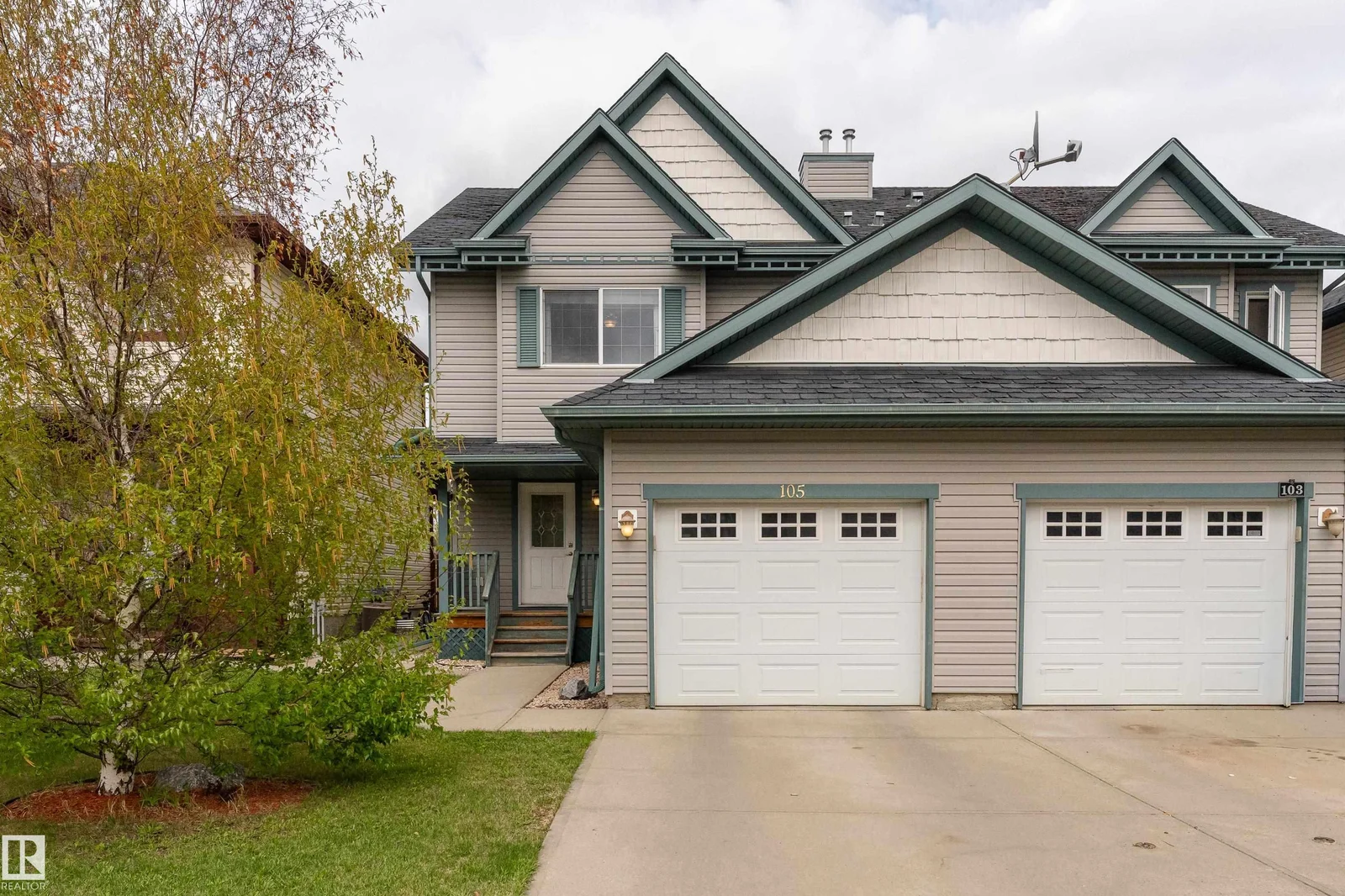105 GALLOWAY WD, Fort Saskatchewan - 3 bedroom Duplex for sale