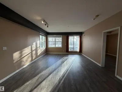 Interior photo 1 of #113 9507 101 AV NW