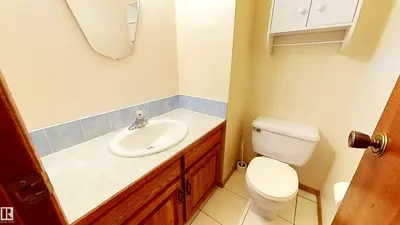 Interior photo 4 of 61215 Rge Rd 444