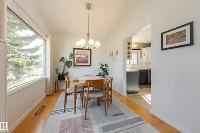 Interior photo 2 of 7211 90 AV NW NW