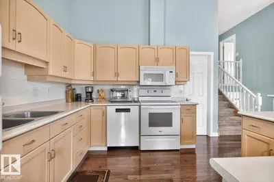 Interior photo 3 of 26 ESTATES CT
