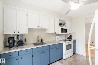 Interior photo 3 of 11606 68 ST NW