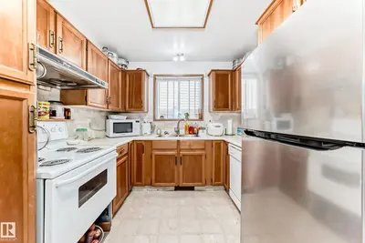 Interior photo 2 of 15611 83A ST NW