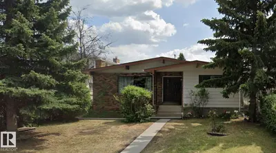 Interior photo 1 of 8715 41 AV NW