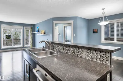 Interior photo 3 of 2429 AUSTIN CR SW