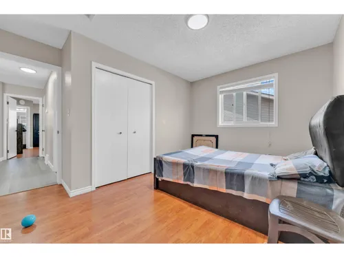 2416 35 ST NW, Edmonton - $489,000