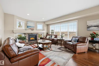 Interior photo 3 of 1590 Chapman WY SW