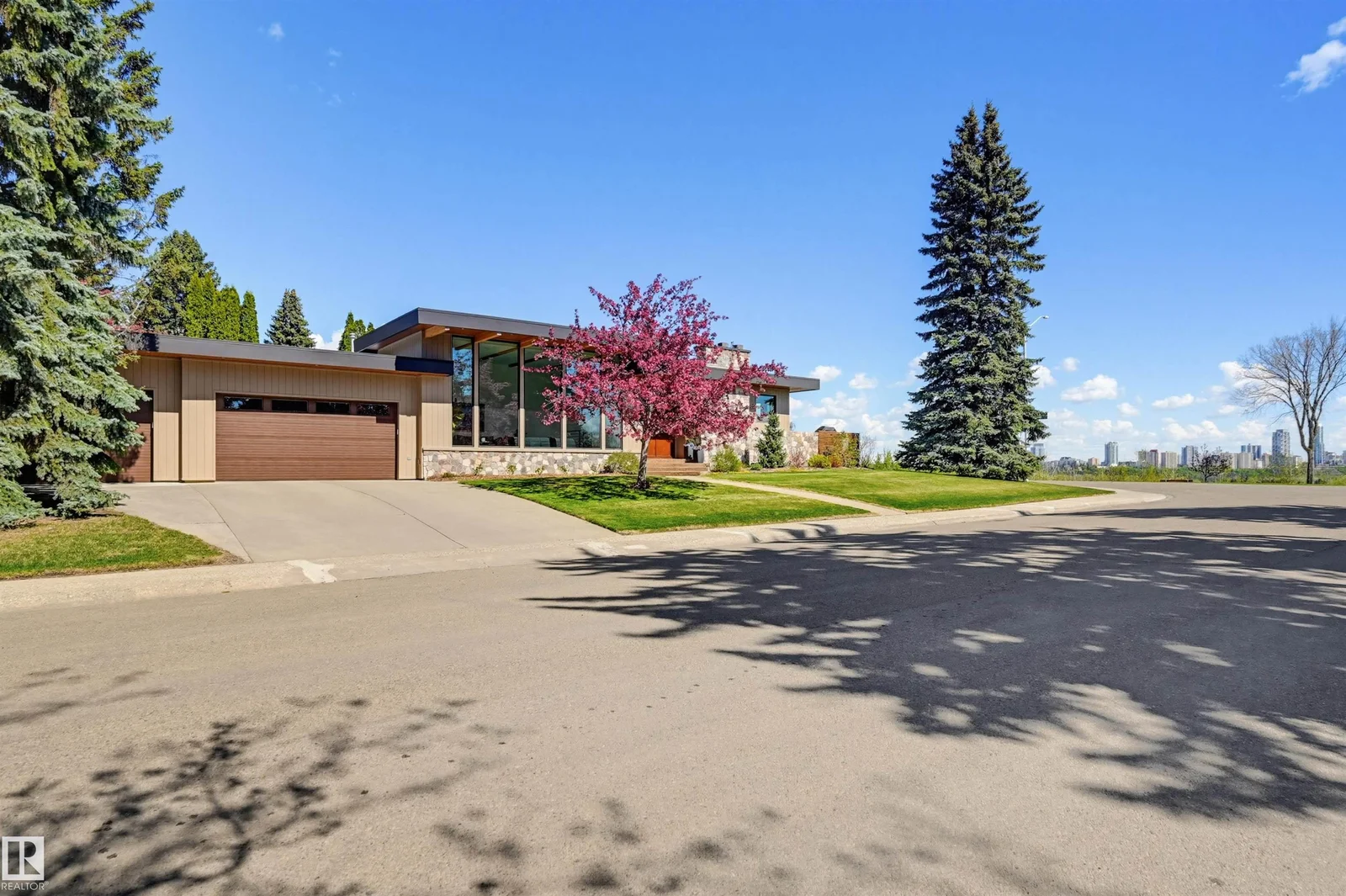 2 VALLEYVIEW CR NW, Edmonton - 5 bedroom Detached Single Family for sale