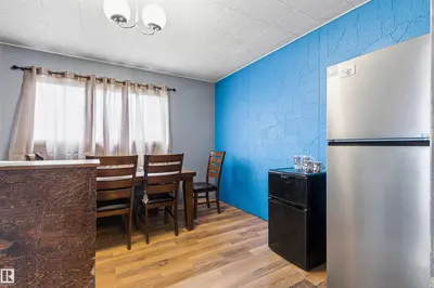 Interior photo 3 of 12 KOOTENAY AV