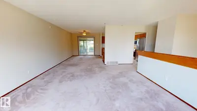 Interior photo 4 of 4521 42 AV