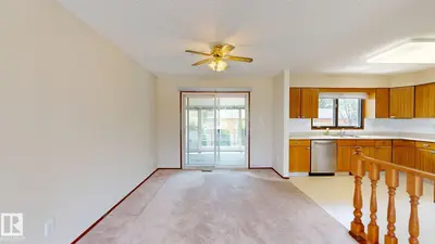Interior photo 2 of 4521 42 AV