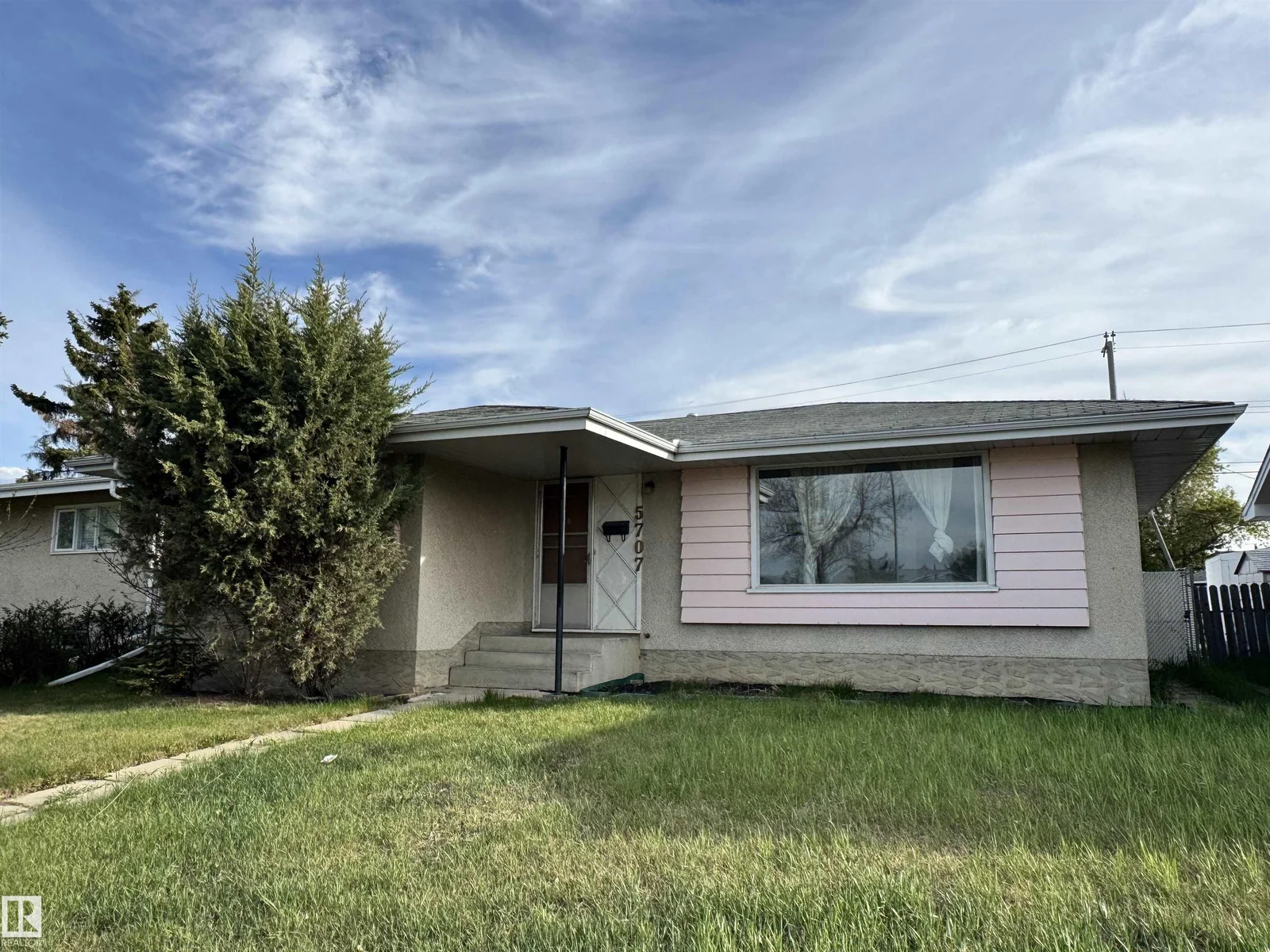 5707 90 AV NW, Edmonton - 3 bedroom Detached Single Family for sale