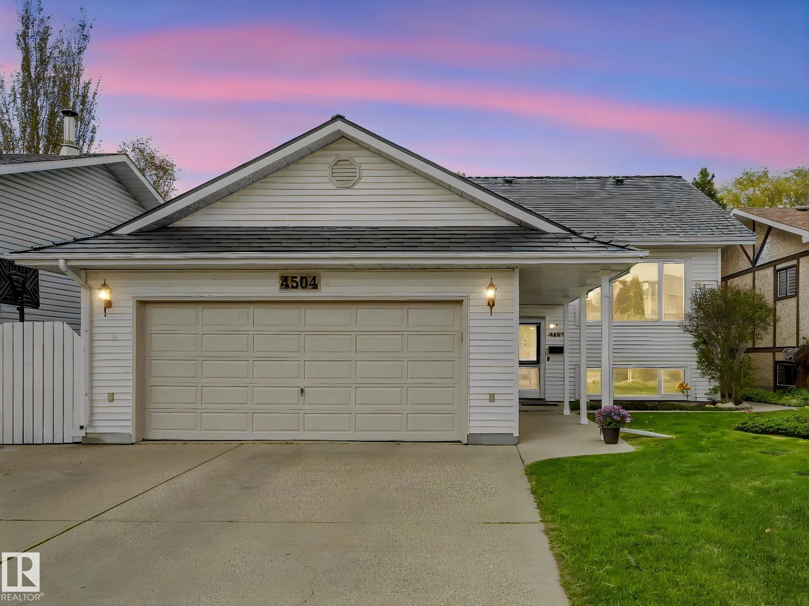 4504 29 AV NW, Edmonton - 4 bedroom Detached Single Family for sale