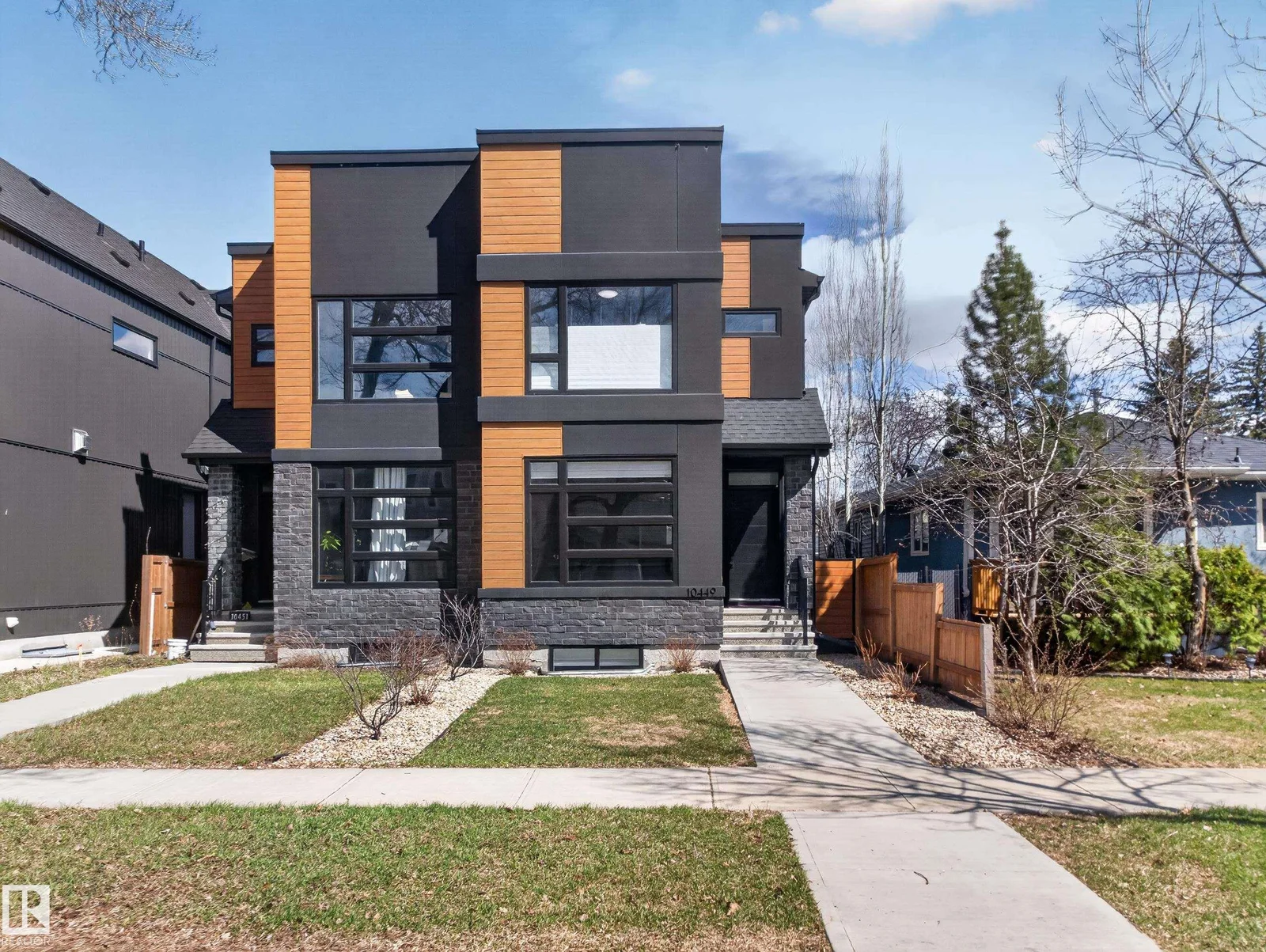 10449 143 ST NW, Edmonton - 4 bedroom Duplex for sale