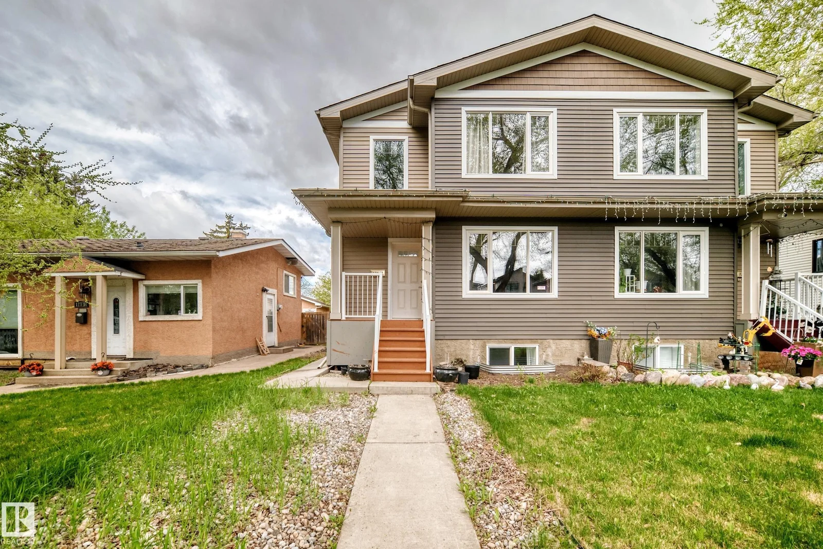 12118 125 ST NW, Edmonton - 5 bedroom Duplex for sale