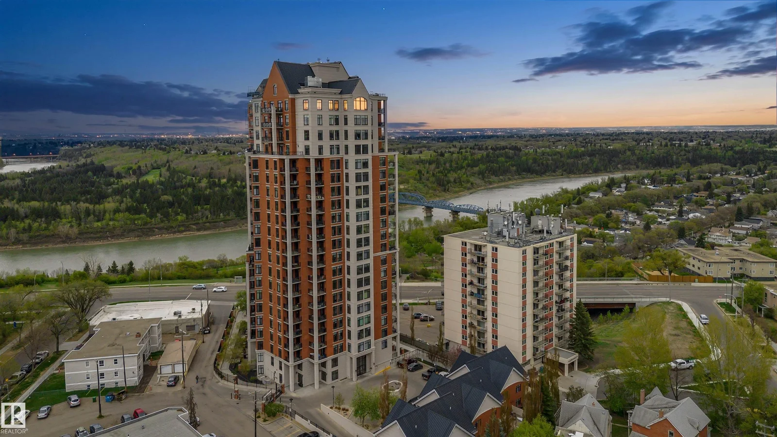 #2104 9020 JASPER AV NW, Edmonton - 2 bedroom Apartment for sale