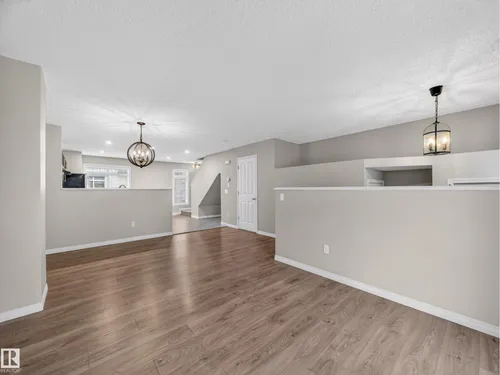 #31 1804 70 ST SW SW, Edmonton - $319,900