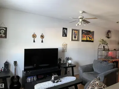 Interior photo 3 of 4108 49 AV